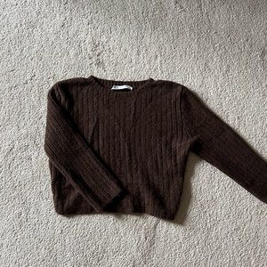Zara brown crop fit ribbed fuzzy sweater